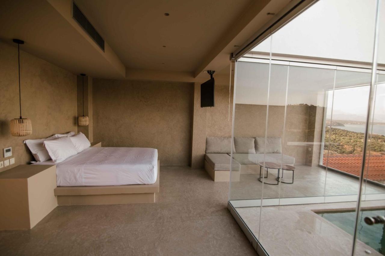 Mani Luxury Suites And Studios In Gytheio With Private Pools Exterior photo